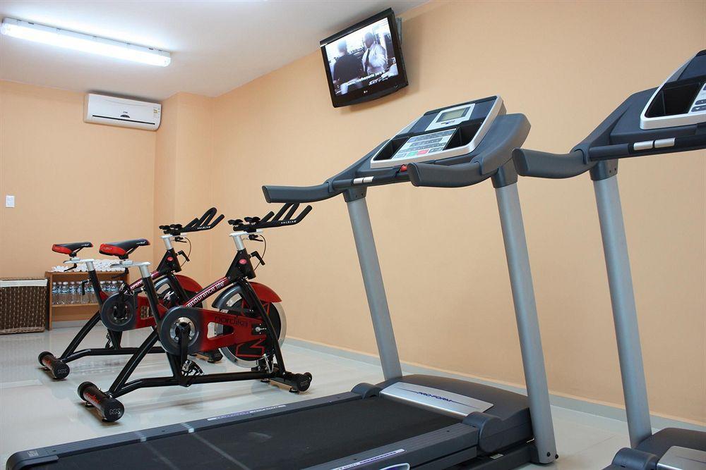 Mision Express Merida Altabrisa מראה חיצוני תמונה